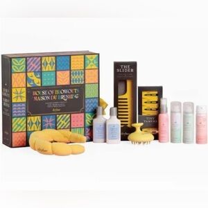 New: Drybar House of Blowouts Set with Accessories!